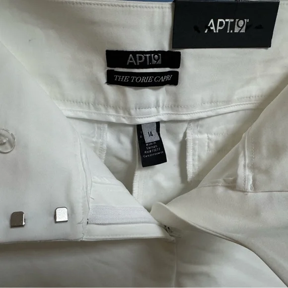 Apt 9 Women's White Capri Torie Pants size 14 NWT - Picture 5 of 5